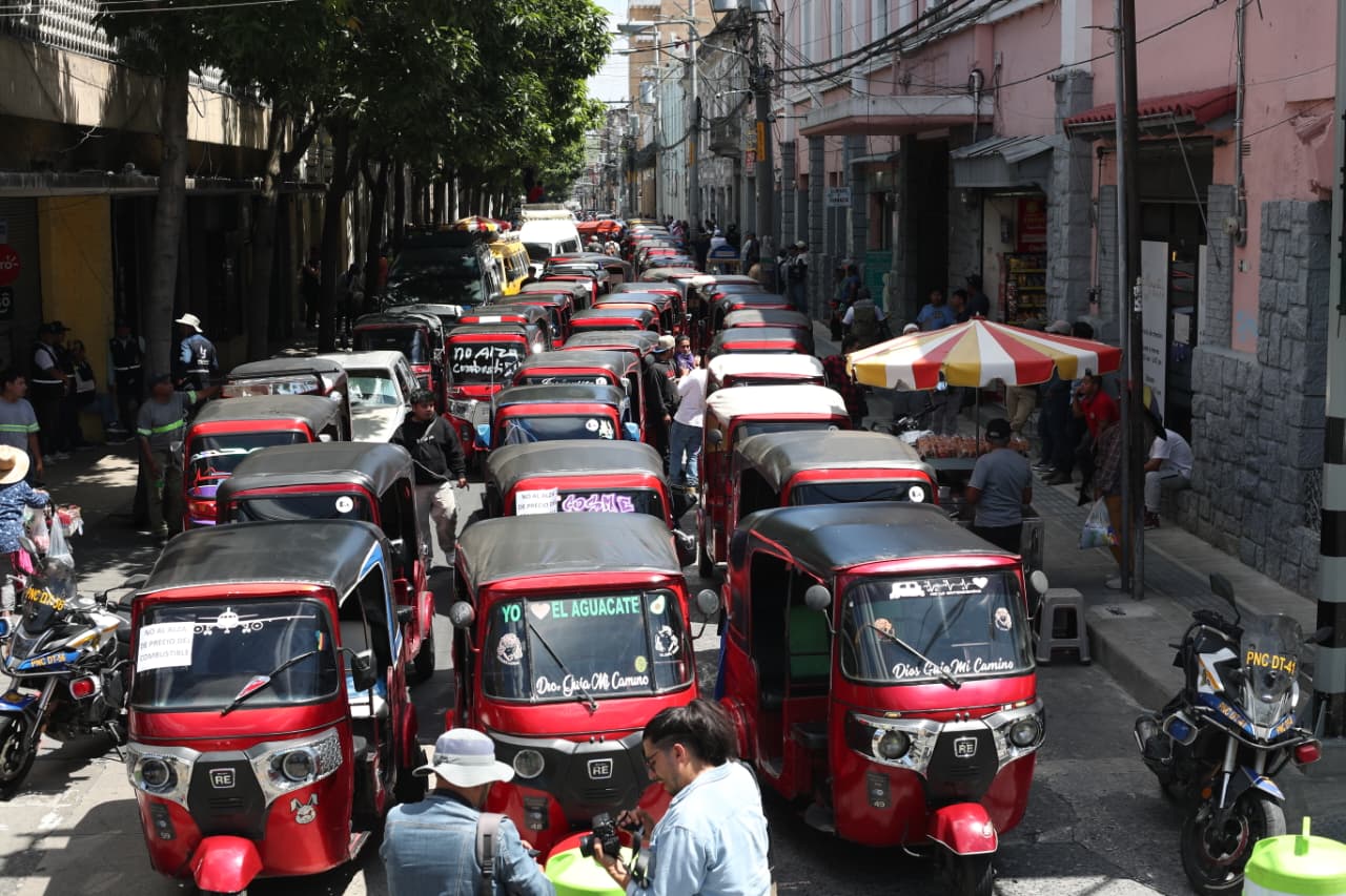 PROTESTAS ALZA COMBUSTIBLES