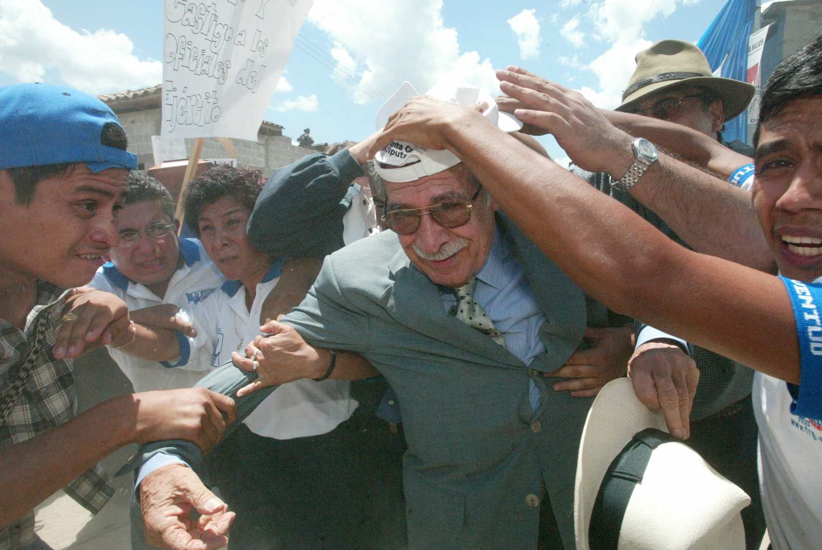 POLÍTICA. Golpe de Estado y violencia. Guatemala'