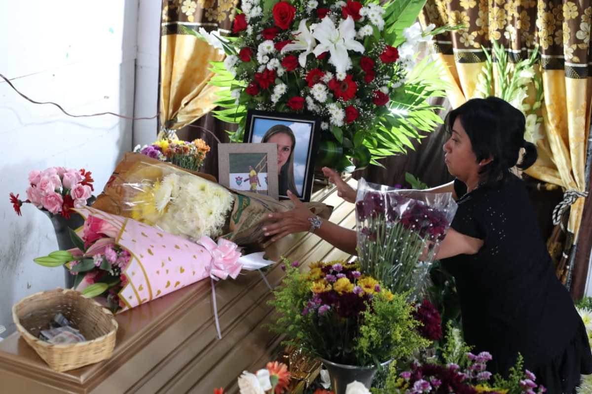 NIDIA RENATA BAUTISTA, MURIÓ ARROLLADA EN ZONA 18