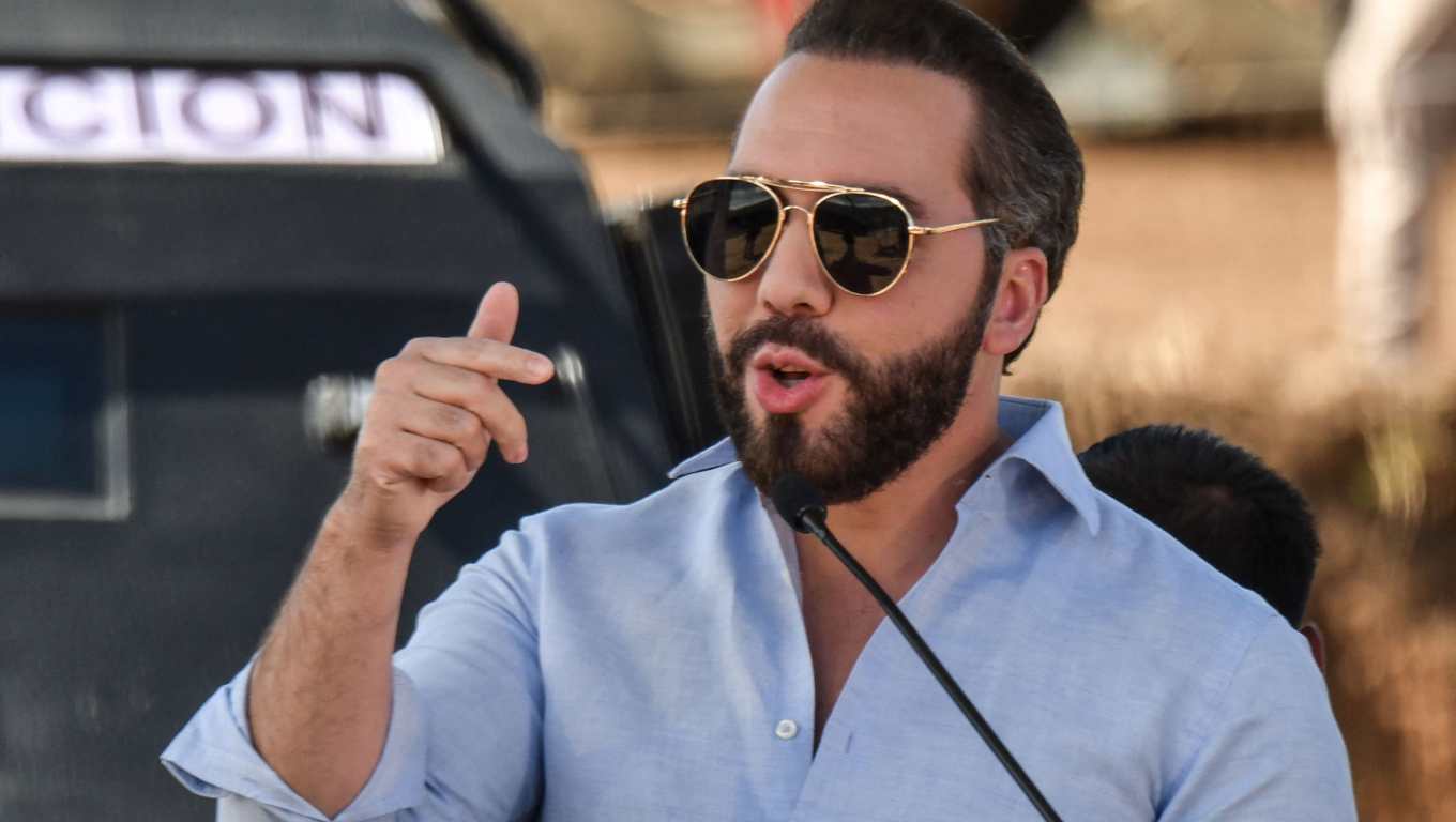 Nayib Bukele Cine IMAX