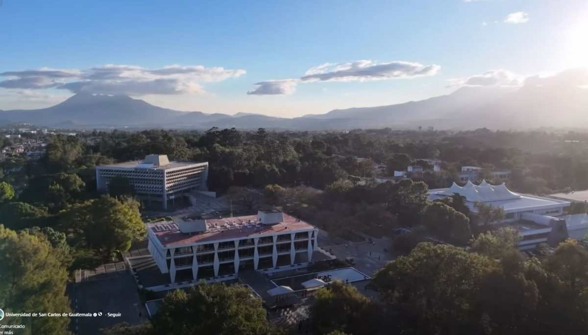 Captura de pantalla de un video difundido por la Universidad de San Carlos de Guatemala (Usac) sobre el caso de los registros académicos.