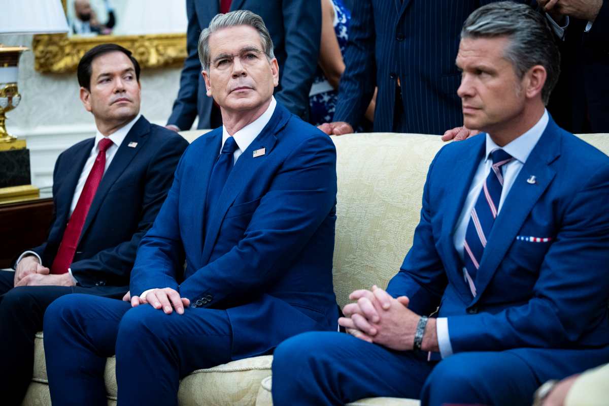 Hegseth promueve un ejército con altos niveles de testosterona, mientras los médicos cuestionan sus afirmaciones