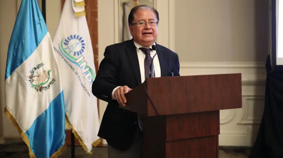 Víctor Hugo Ventura ministro MEM y presidente del INDE