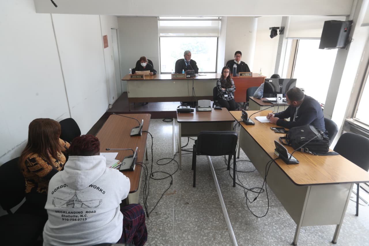 condenan a pandillera del Barrio 18 alias La Tiradora ataque armado zona 18
