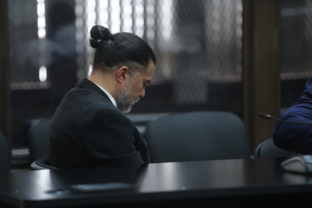 Jonathan Chévez permanece bajo arresto domiciliario mientras la Corte de Constitucionalidad resuelve las apelaciones contra el fallo que ordena su sobreseimiento en el caso Cooptación del Estado. (Foto Prensa Libre: Juan Diego González)