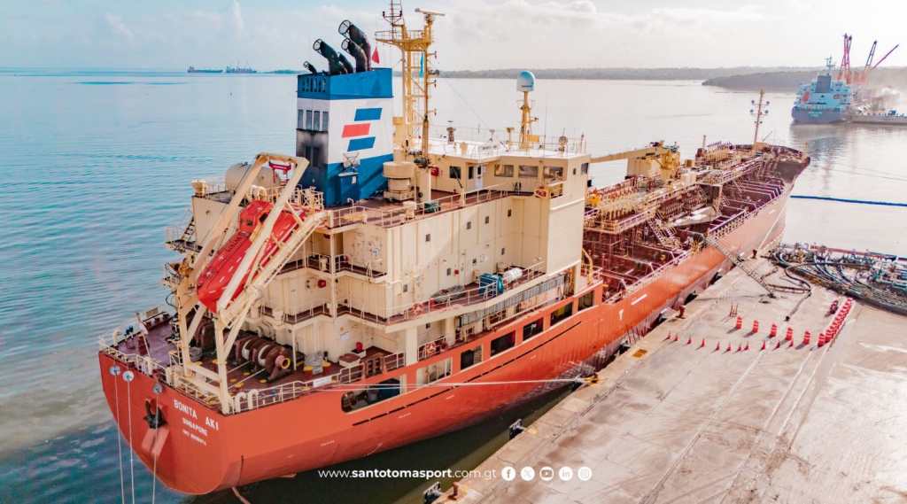 etanol 9 empornac informa que recibió primer buque con etanol el 11 de julio 2026