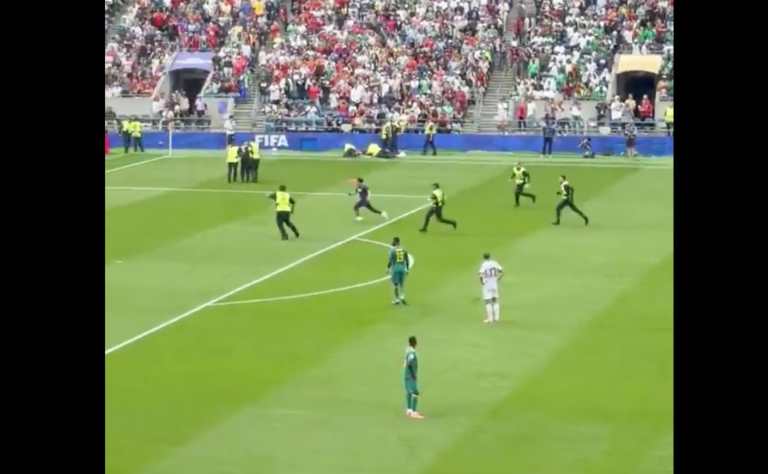 VIDEO | Bélgica vs. Senegal: invasión de campo genera un momento viral en el Mundial 2