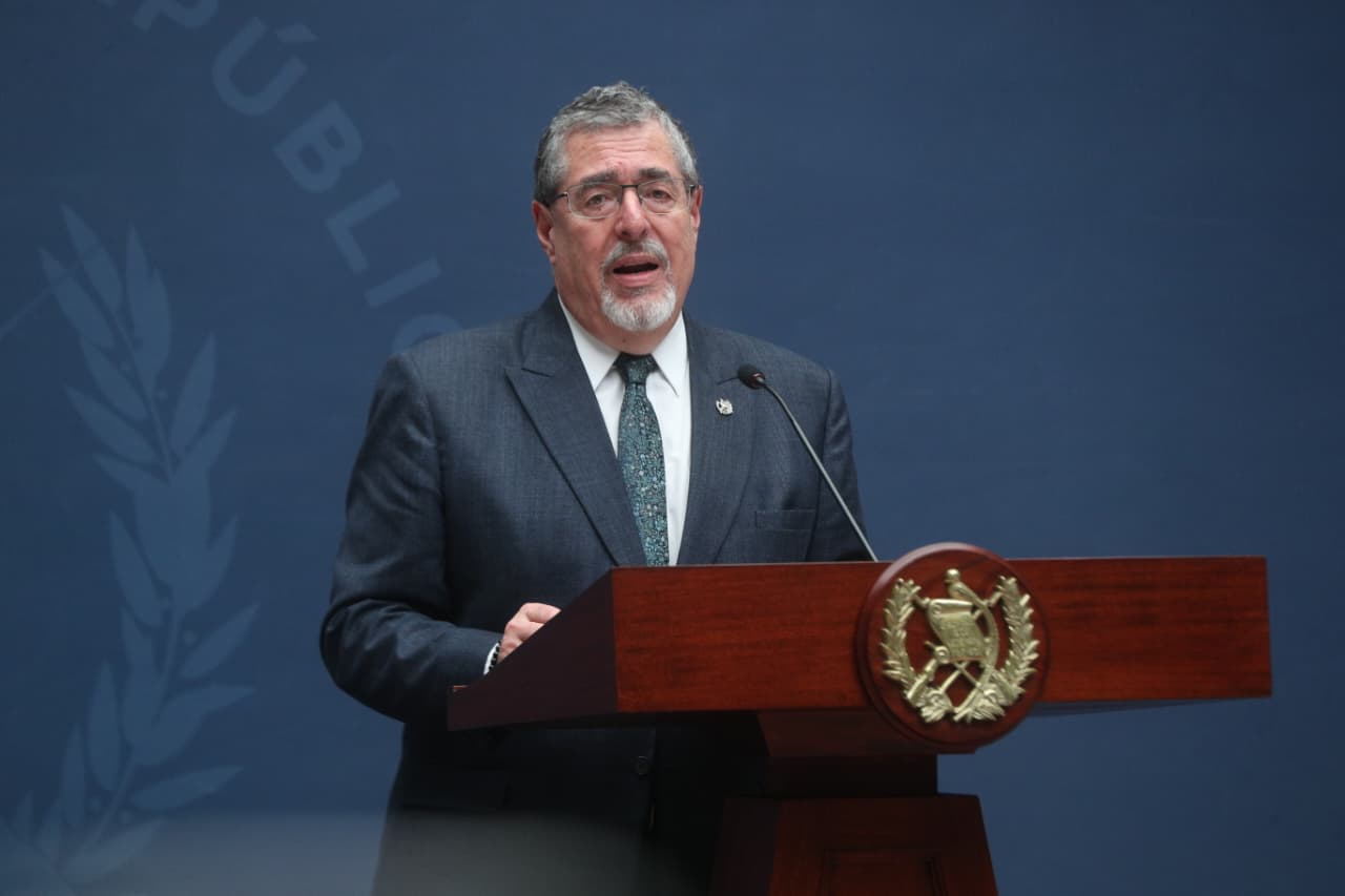presidente Bernardo Arévalo Metro Riel Reino Unido
