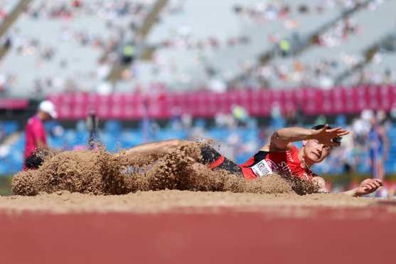 Birmingham (United Kingdom), 12/08/2026.- Leon Krummenacher of Switzerland competes in the Men's Decathlon long jump event at the European Athletics Championships Birmingham 2026, Birmingham, Britain, 12 August 2026. (Salto de longitud, Decatlón, Suiza, Reino Unido) EFE/EPA/ADAM VAUGHAN