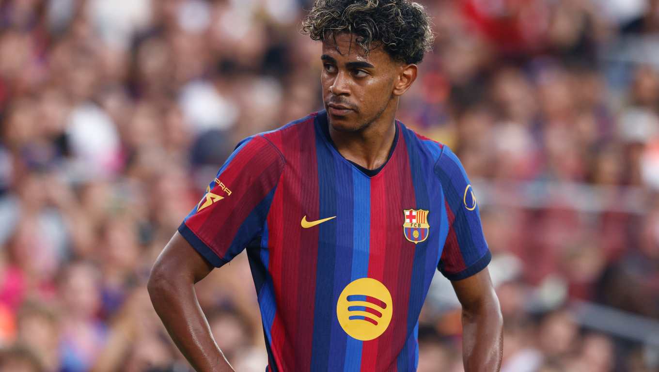 BARCELONA, 19/08/2026.- El delantero del Barcelona Lamine Yamal durante el partido del Trofeo Joan Gamper que FC Barcelona y Al Ahly disputan este miércoles en el Camp Nou. EFE/Quique García