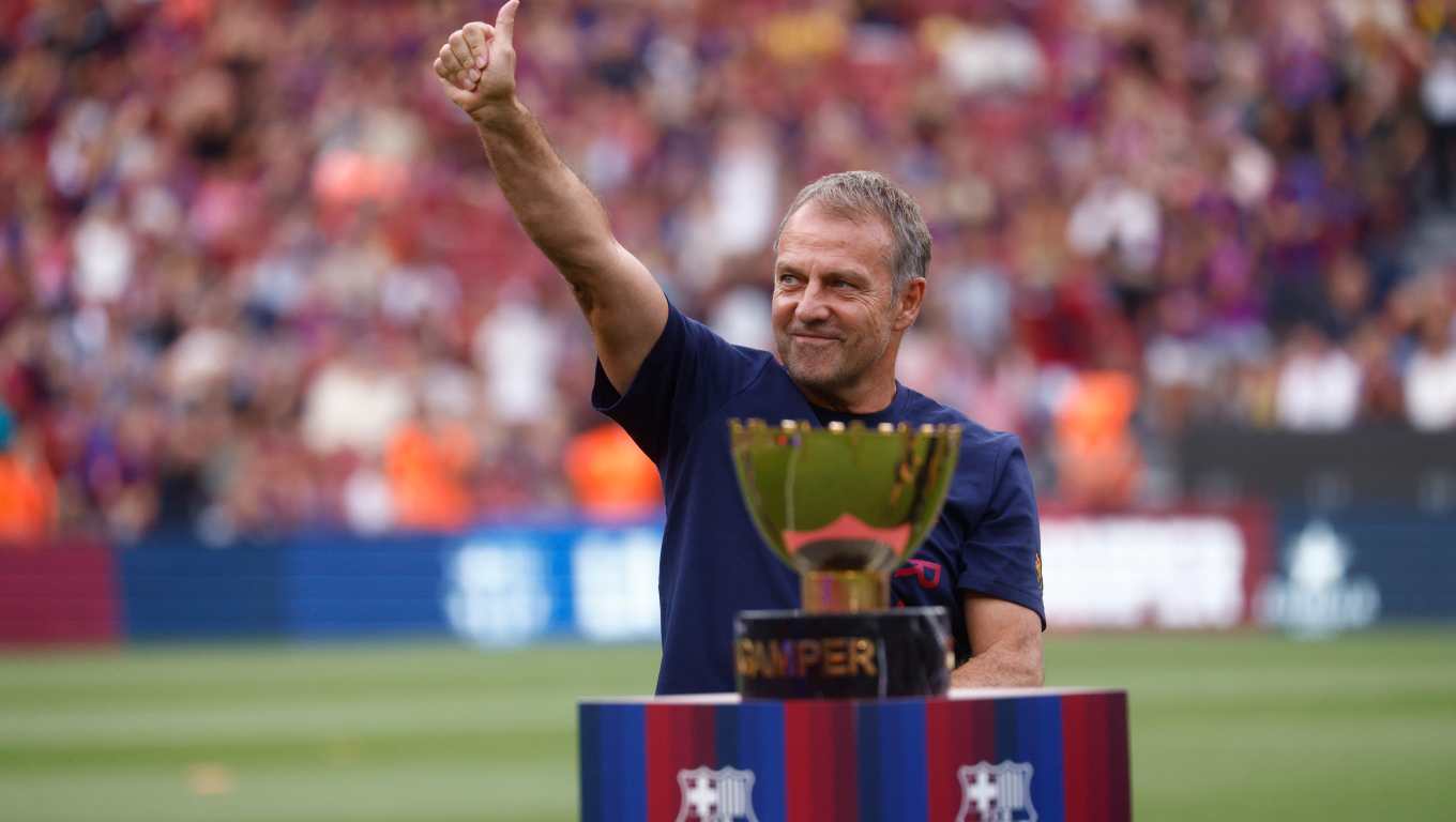 BARCELONA, 19/08/2026.- El entrenado del Barcelona, el alemán Hansi Flick, en la presentación previa al partido de su equipo ante el Al Ahly, correspondiente al Trofeo Joan Gamper, este miércoles en el Camp Nou. EFE/ Quique Garcia