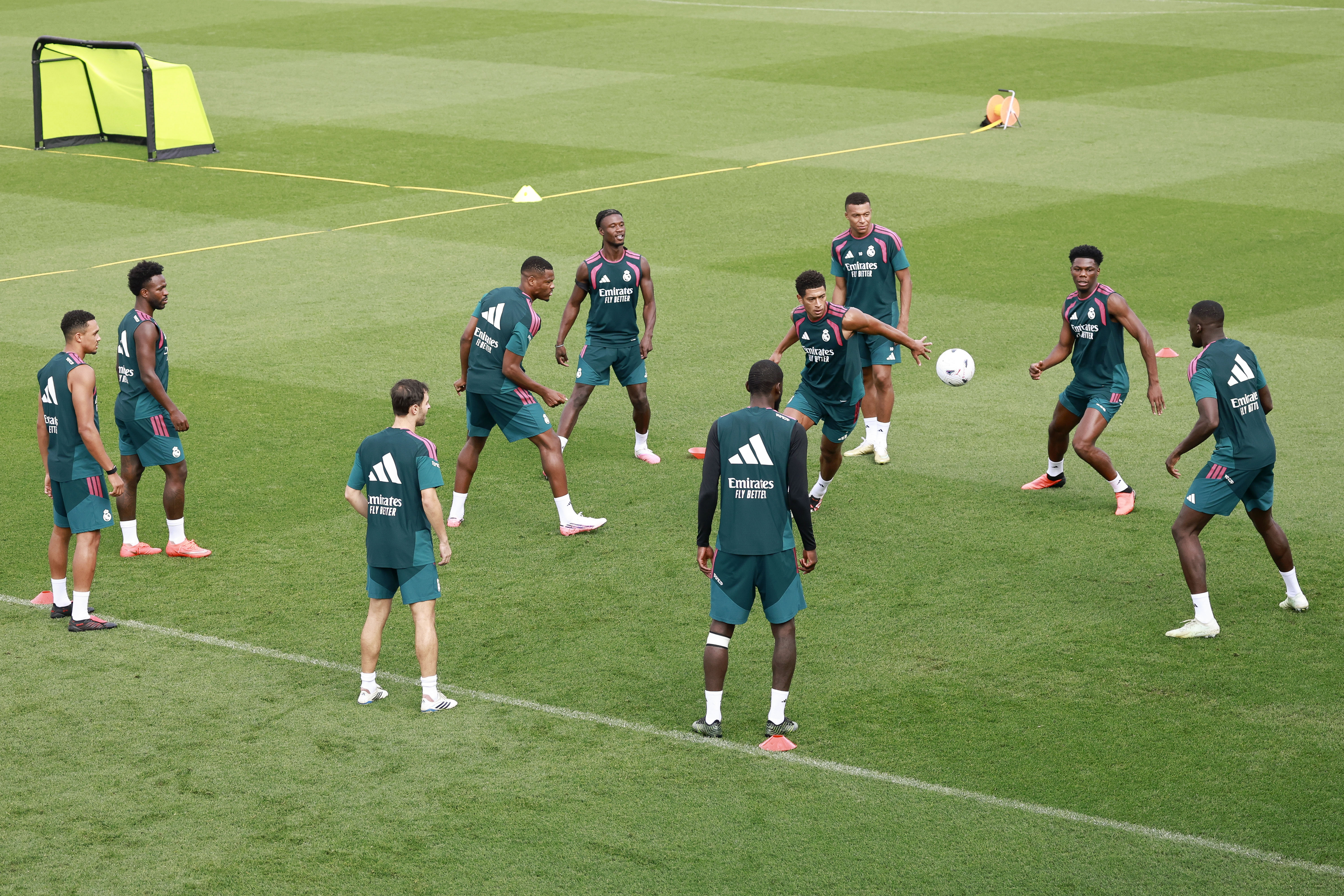 MADRID, 21/08/2026.- Entrenamiento del Real Madrid previo al primer partido oficial de la temporada para el equipo blanco, contra el Espanyol, correspondiente a la segunda jornada de LaLiga. EFE/Chema Moya