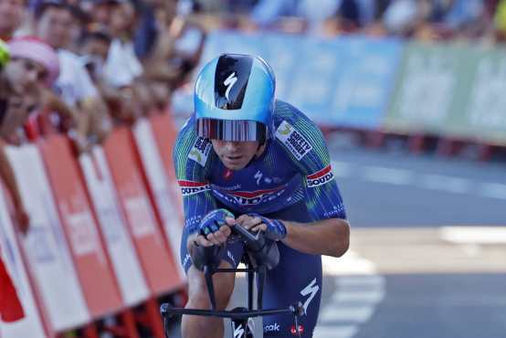 MONACO (Monaco), 22/08/2026.- Spanish rider Mikel Landa of team Soudal Quick-Step competes in the 1st stage of the La Vuelta a Espana cycling tour, an individual time trial (ITT) over 9.4km in Monaco, 22 August 2026. (Ciclismo) EFE/EPA/SEBASTIEN NOGIER