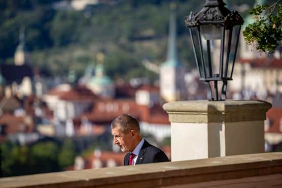 Prague (Czech Republic), 27/08/2026.- Czech Prime Minister Andrej Babis waits for the arrival of European Council President Antonio Costa (not pictured) ahead of their meeting in Prague, Czech Republic, 27 August 2026. Costa is in Prague as part of his an annual round of visits to European Union capitals between 25 August and 17 September. (República Checa, Praga) EFE/EPA/MARTIN DIVISEK