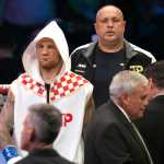 AMDEP1665. LOS ÁNGELES (ESTADOS UNIDOS), 29/08/2026.- Luka Plantic de Croacia reacciona este sábado, antes de una pelea por el título mundial interino peso supermediano del Consejo Mundial de Boxeo (CMB), frente a Lester Martínez de Guatemala, en el Galen Center en Los Ángeles (Estados Unidos). EFE/ Jordy Marsono