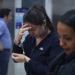 Jennifer Dinora Baches, “La Barbie del Sur”, sale del Juzgado de Mayor Riesgo donde se efectuaría la audiencia de ofrecimiento de prueba, pero la diligencia se suspendió por problemas técnicos. (Foto Prensa Libre: Juan Diego González)