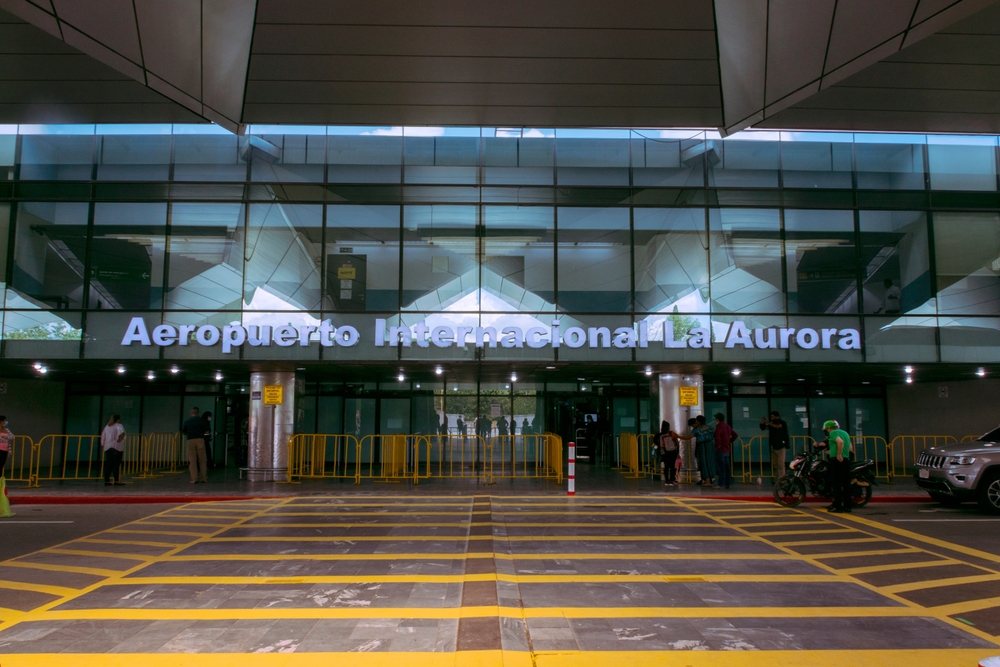 Las nuevas conexiones aéreas anunciadas en 2026 amplían las opciones de viaje desde Guatemala. La más reciente es el regreso del vuelo directo a Guadalajara, México, previsto para diciembre, que se suma a las nuevas rutas hacia Colombia, Estados Unidos y Canadá. (Foto, Prensa Libre: ShutterStock)