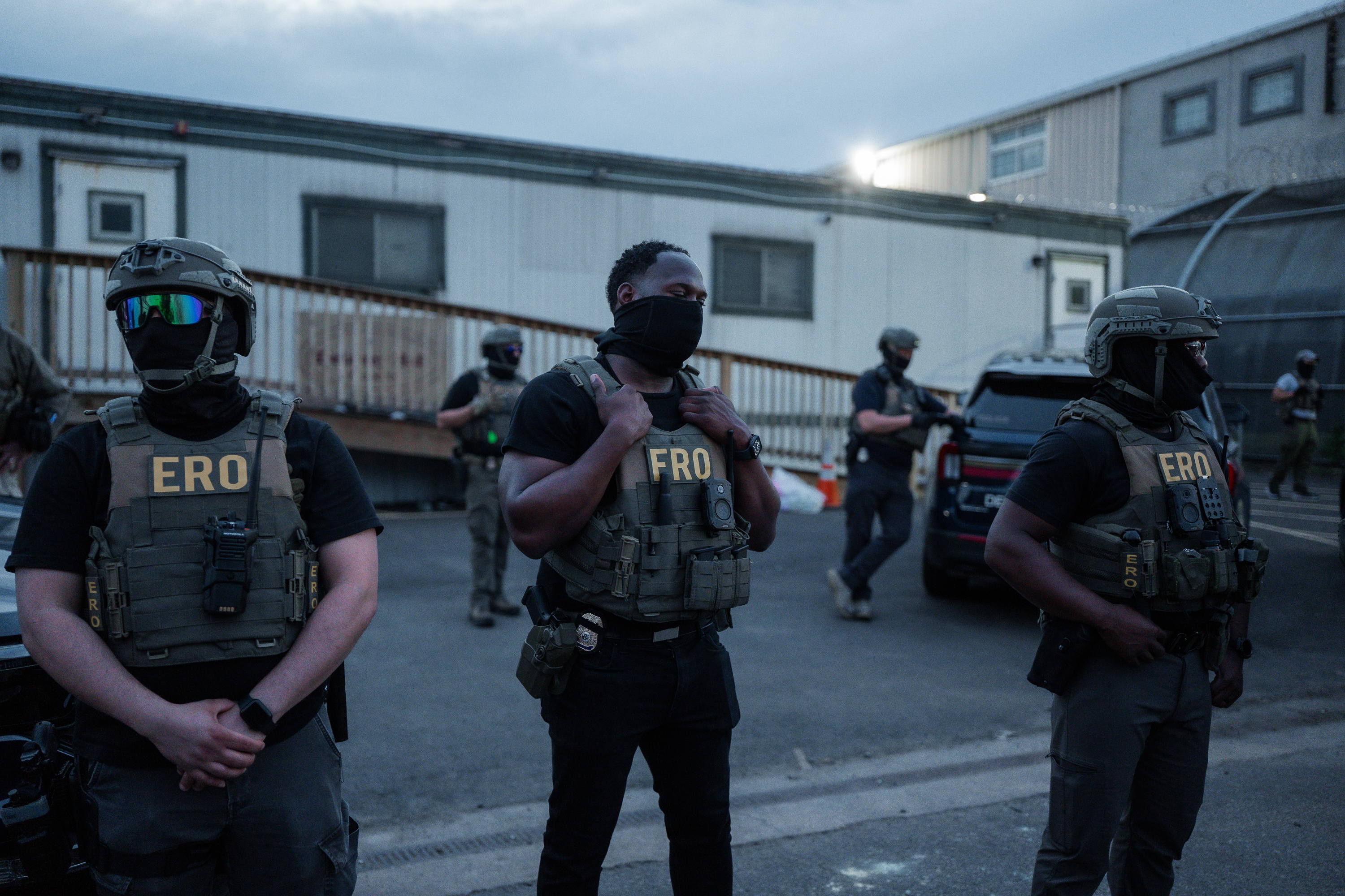 Protestas contra el ICE en medio de una huelga de hambre de reclusos en un centro de detención en Nueva Jersey.