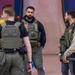 Agentes del ICE patrullan el Aeropuerto Internacional de Dulles en medio de la escasez de personal de la TSA.