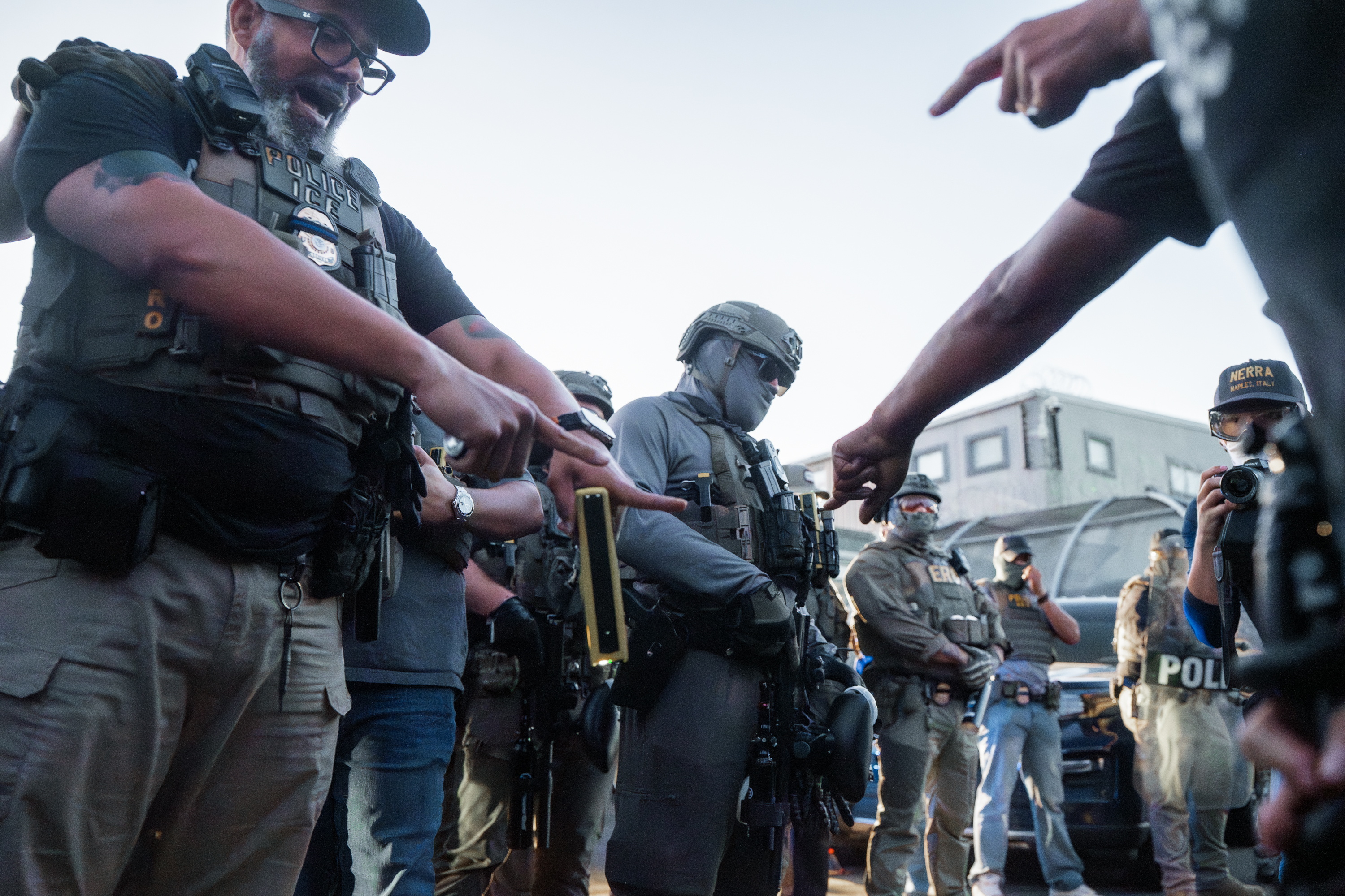 Protestas contra el ICE en medio de una huelga de hambre de reclusos en un centro de detención en Nueva Jersey.