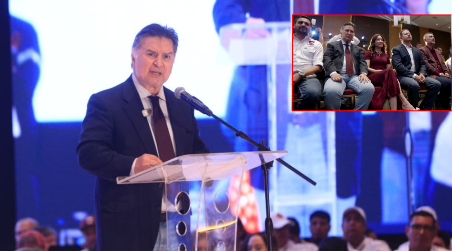 Retrato del expresidente Alfonso Portillo con imagen inserta de Evelyn Morataya, Nery Ramos y Gustavo Cruz en la asamblea de Firmes.
