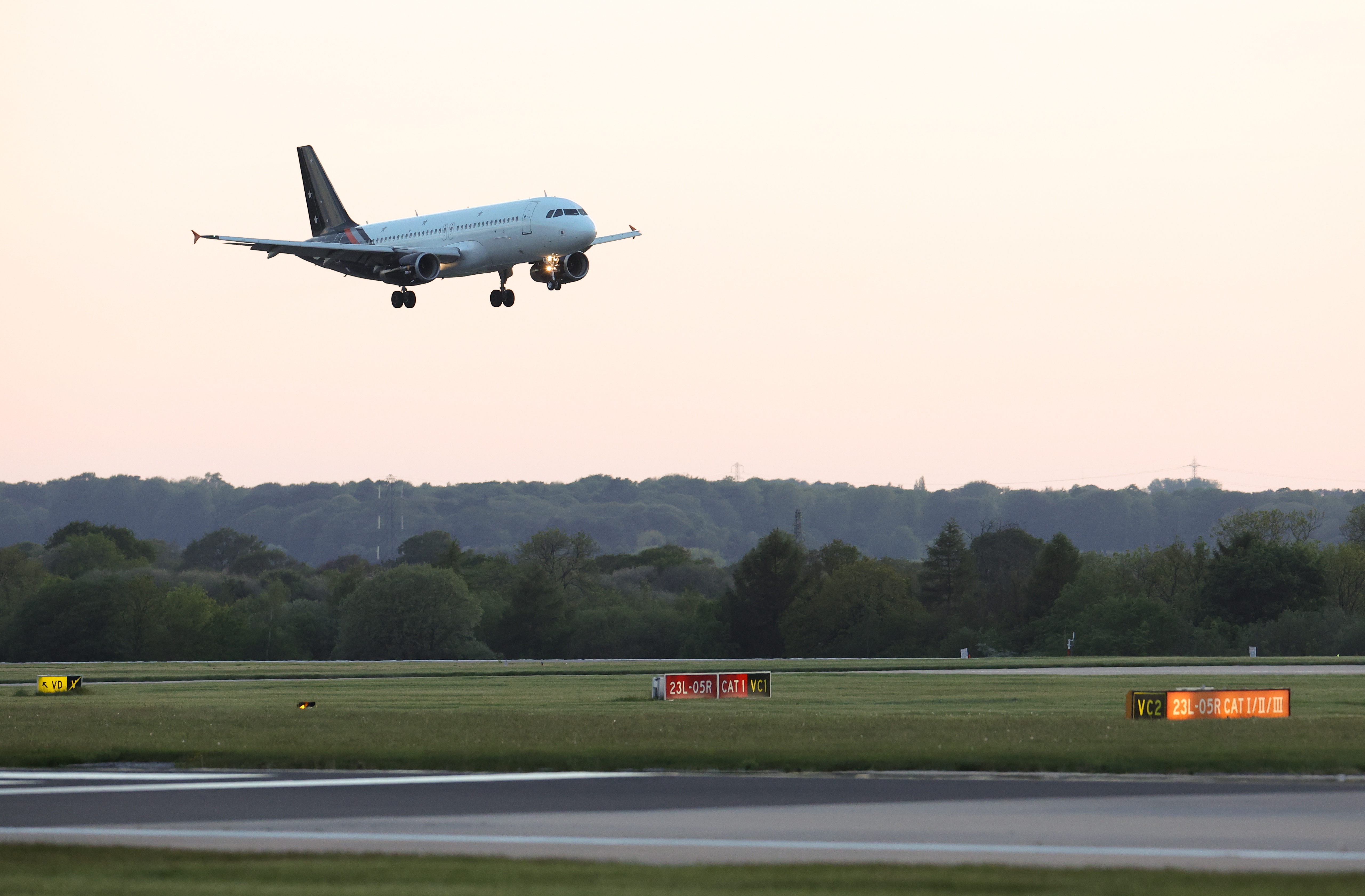 Avión