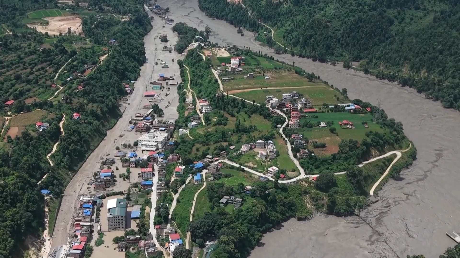 BUSQUEDA DE AFECTADOS POR INUNDACIÓN EN NEPAL'