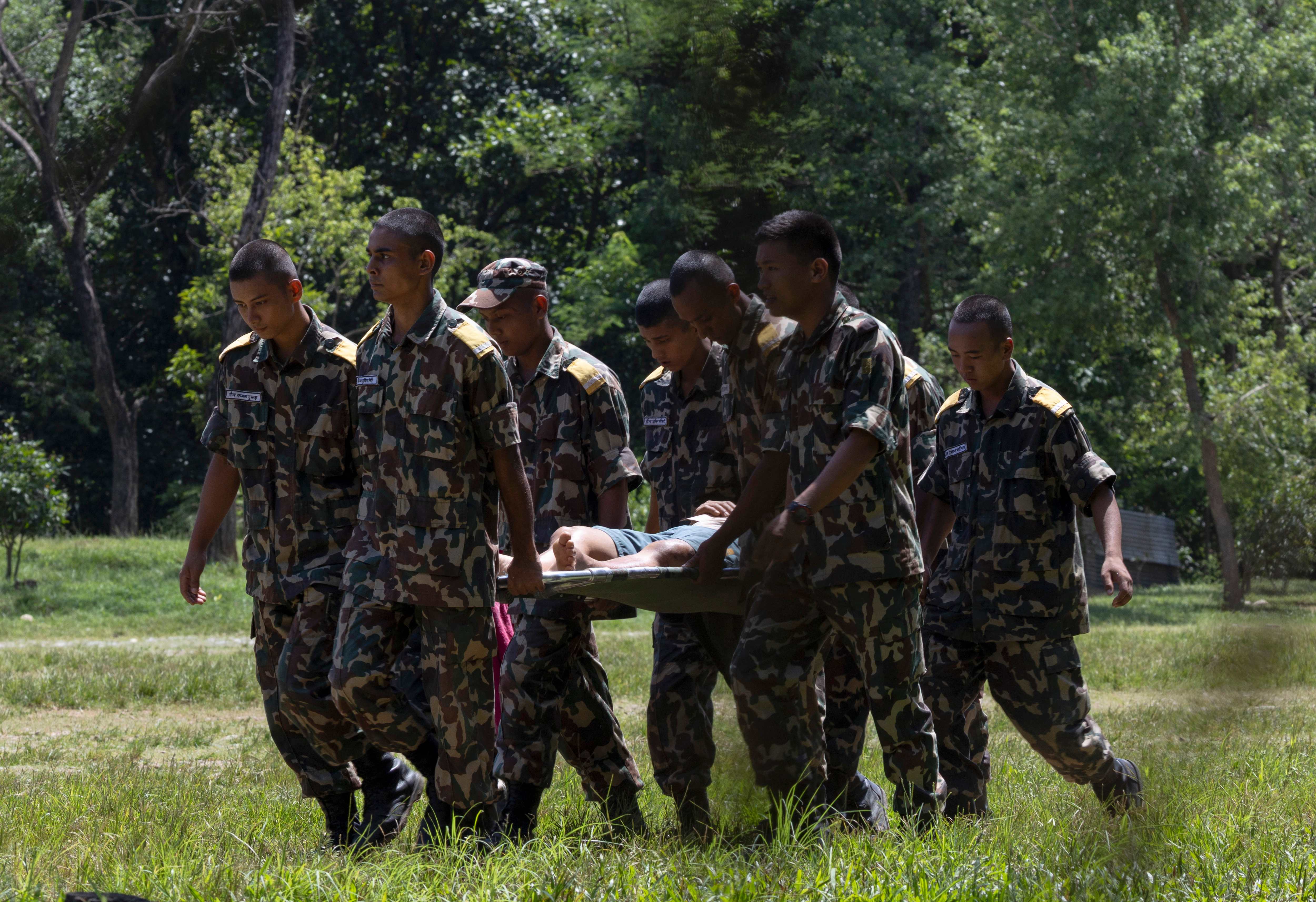 BUSQUEDA DE AFECTADOS POR INUNDACIÓN EN NEPAL'
