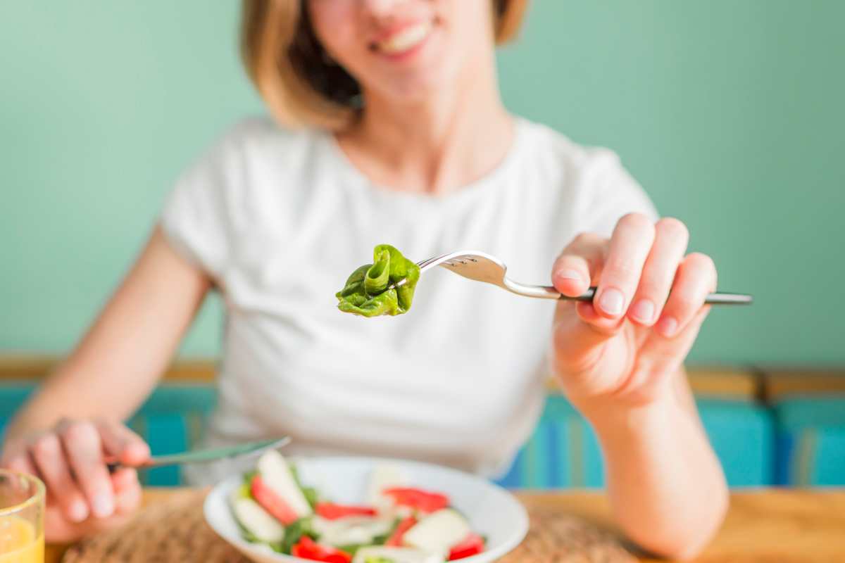 Cómo mantener un hígado sano: alimentación, ejercicio y hábitos que ayudan