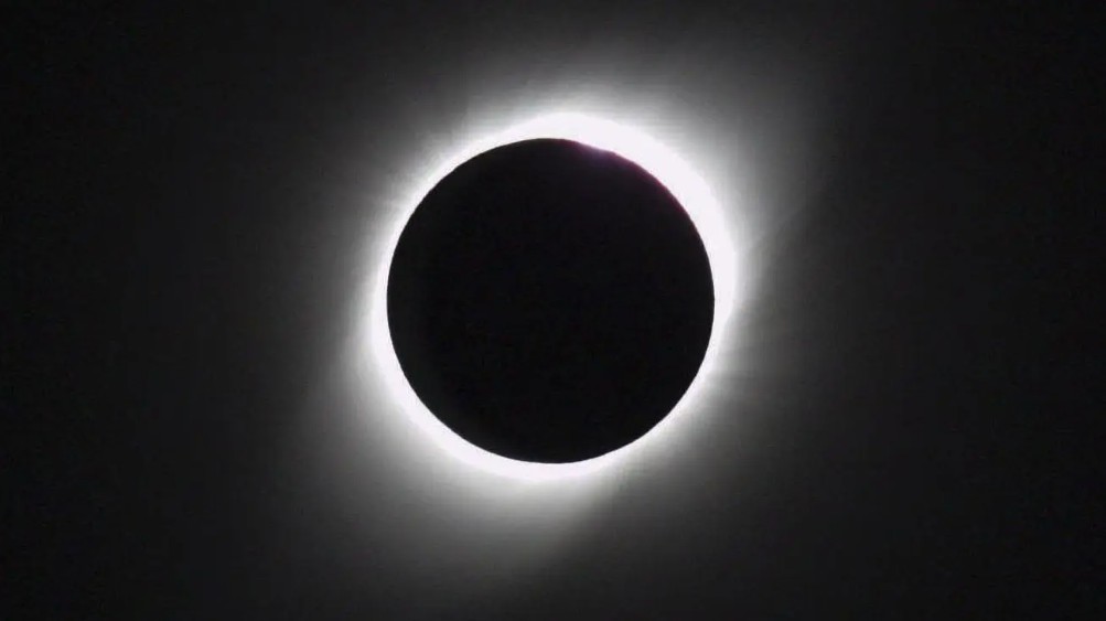 Eclipse solar total: datos, curiosidades y por qué desaparecerán algún día