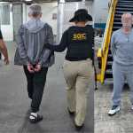 Darwin Roderico González Delgado, alias “El Capi”, fue detenido al arribar en un vuelo de deportados procedente de Florida. En Guatemala era requerido desde el 2023 por lavado de dinero u otros activos.