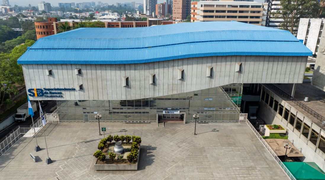 Fachada Superintendencia de Bancos 2026 SIB