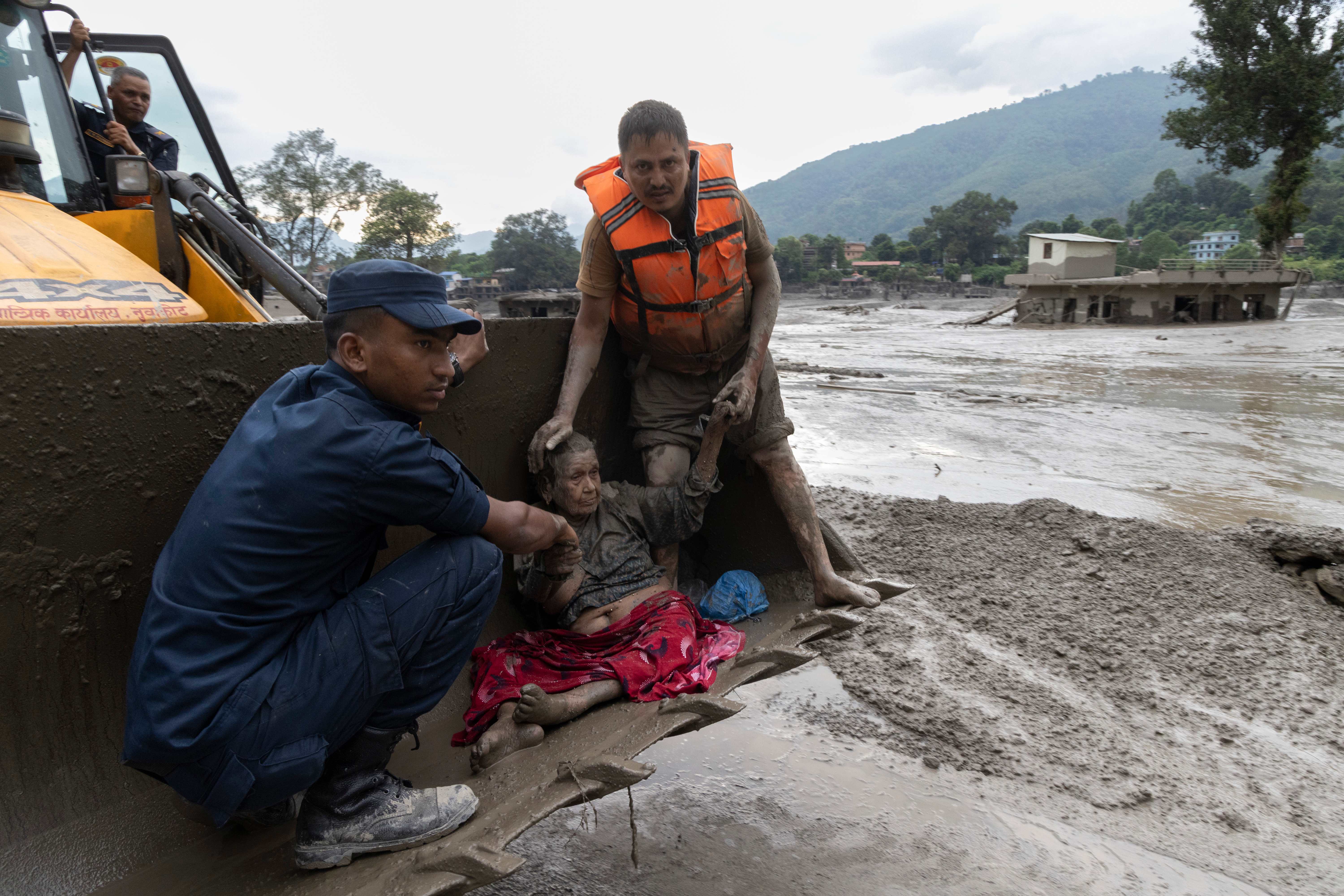 INUNDACION NEPAL'