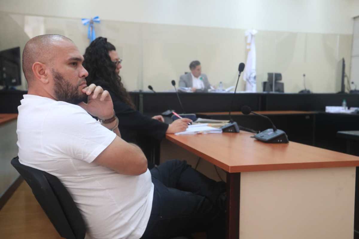 JULIO CÉSAR MIRANDA. ABSUELTO EN CASO LA LÍNEA