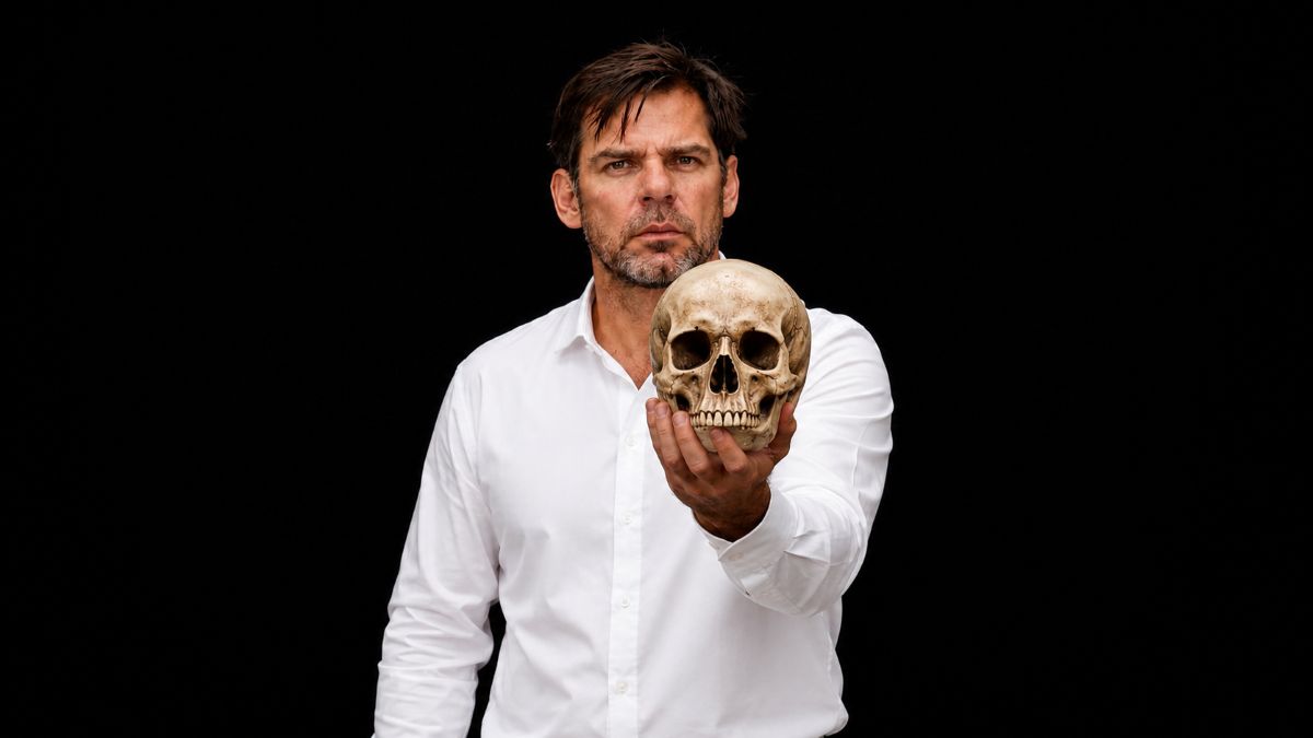 Nelson Ortiz protagoniza "Los miedos del actor". (Foto Prensa Libre: Cortesía La Maleta Producciones)