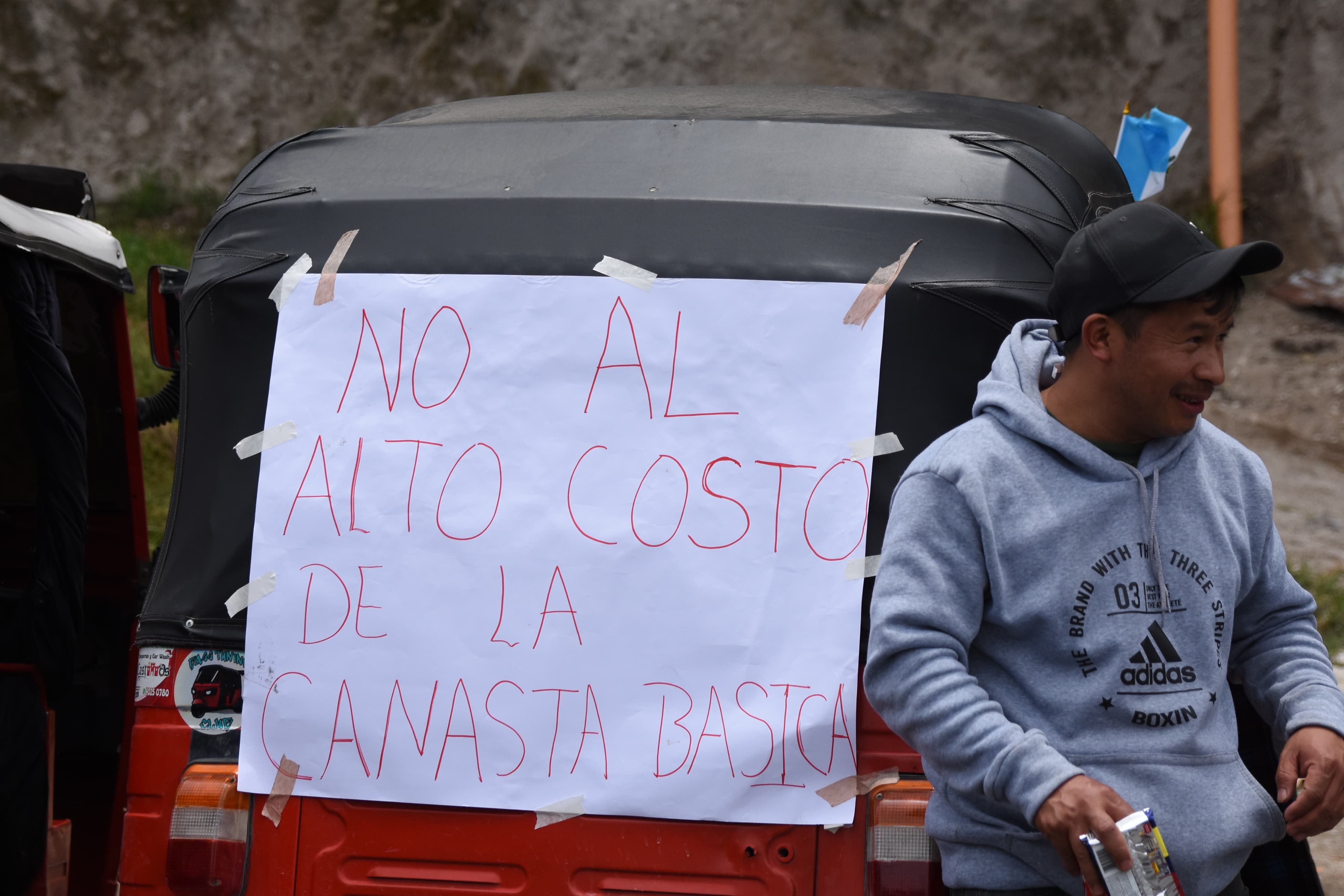 MANIFESTACIONES POR AUMENTO A COMBUSTIBLES