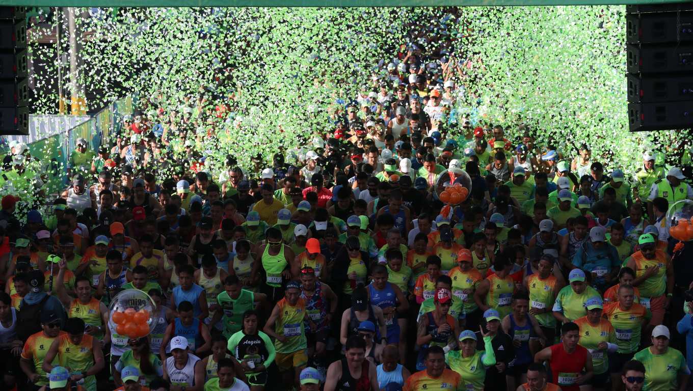 Primer maratón 42K certificado en la capital: a qué hora comienza y por dónde será el recorrido.(Foto Prensa Libre: Erick Ávila).