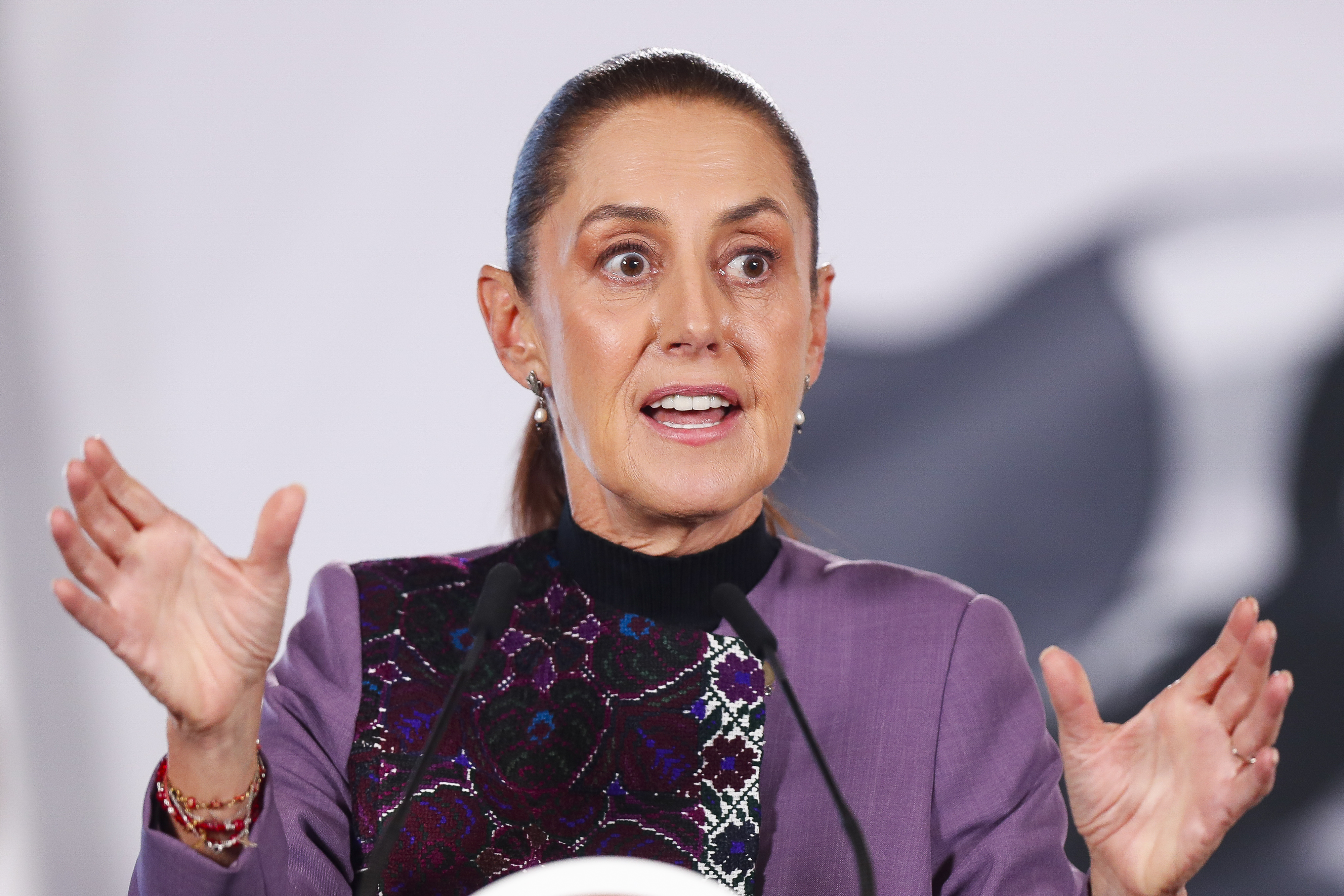 Los Rusos Claudia Sheinbaum