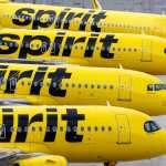 Spirit Airlines cesa sus operaciones globales en medio de la presión por el aumento del precio del combustible.