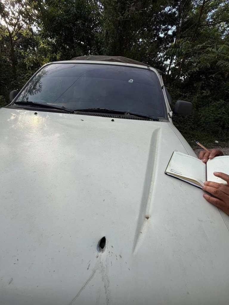 Vehículo atacado a balazos en Fraijanes