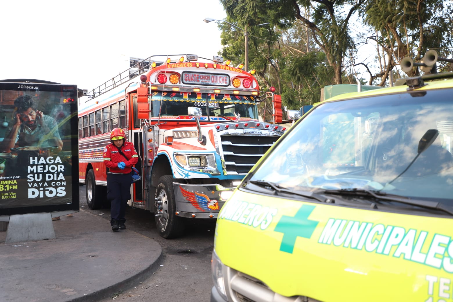 El ataque armado contra un bus de la ruta Guatemala-Quiché, en la zona 8 capitalina, causó la muerte del piloto Mario Tos, de 55 años. (Foto Prensa Libre: CBM)