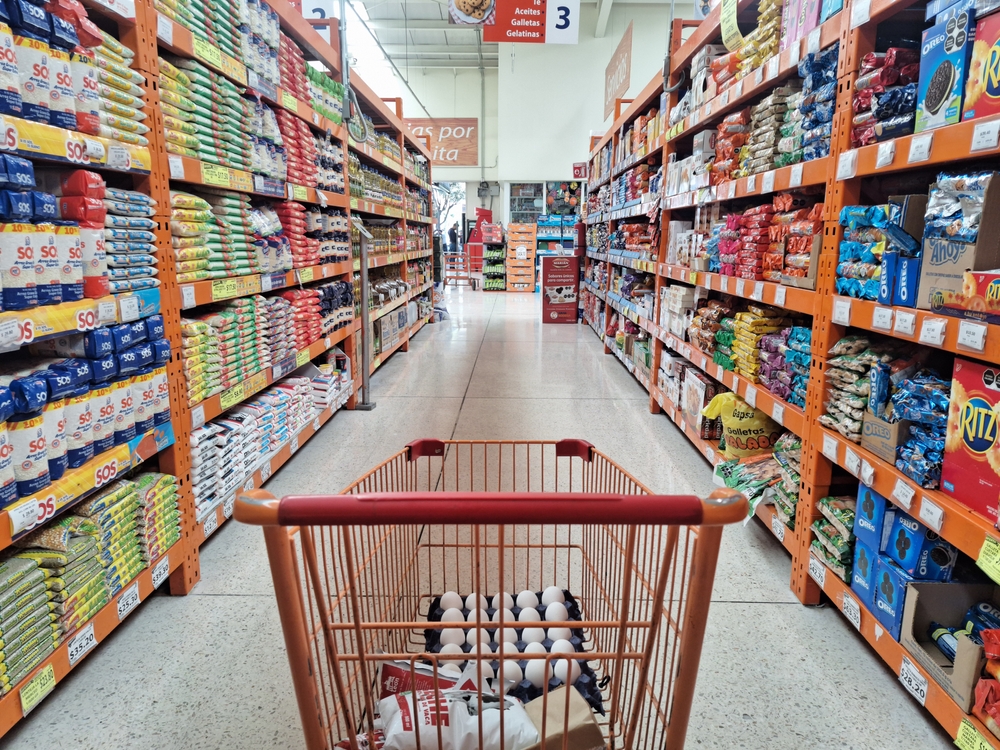 Aceite, huevos, arroz, leche y otros productos forman parte del monitoreo realizado por el ICE para analizar la evolución de los precios en Guatemala durante 2026. Los huevos fueron uno de los productos que registraron el mayor incremento de precio entre enero y julio (Foto, Prensa Libre: ShutterStock).