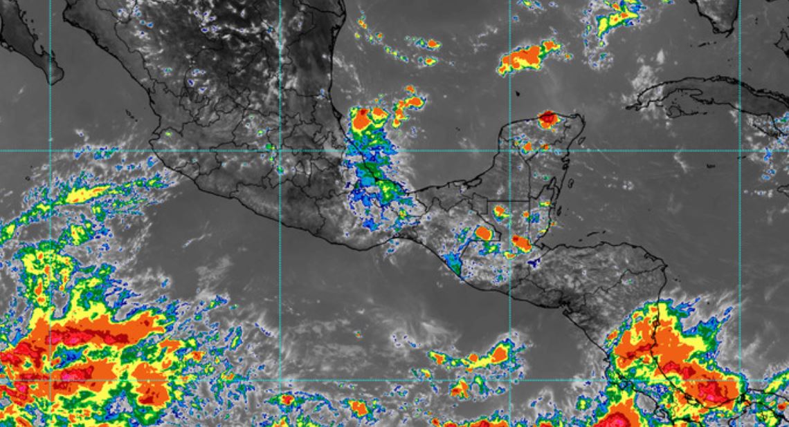 Imagen satelital muestra presencia de nubes sobre Guatemala y otras regiones.