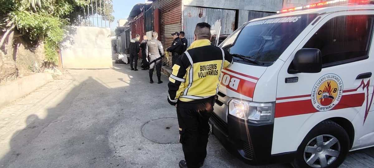 hallan cadáveres en colonia Cerro Gordo zona 21 Bomberos Voluntarios
