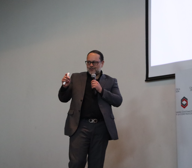 “La parte más importante del modelo de BIM es el modelo y realmente el alma de BIM es el Common Data Environment, el entorno común de datos, que nos permite tener data para colaborar todos y en simultáneo
