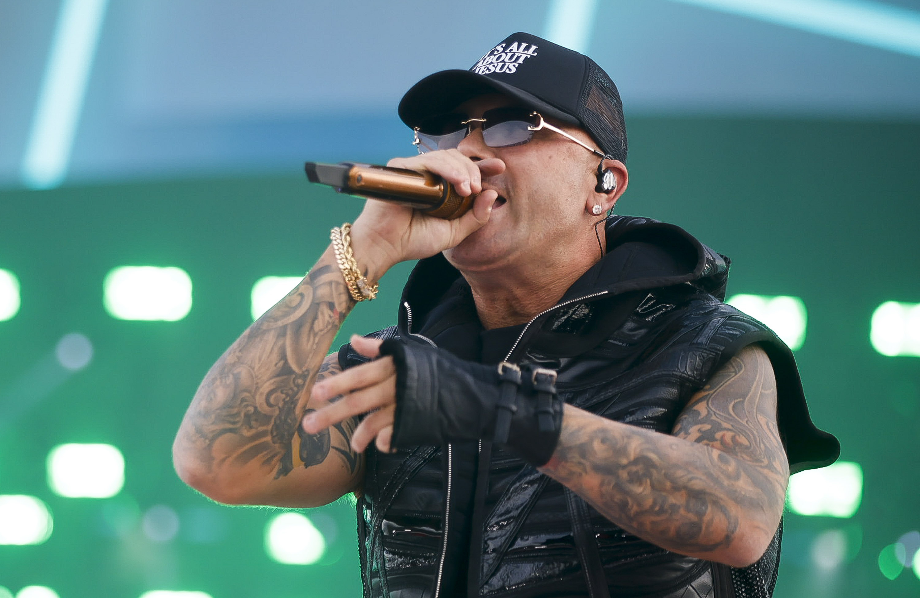 El “Profesor Sandunga” llevará “La Universidad del Perreo” al Coliseo de Puerto Rico: así anuncia Wisin su concierto