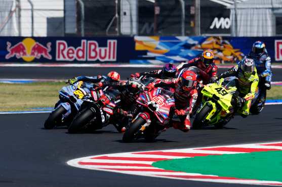Misano Adriatico (Italy), 12/09/2026.- Ducati Lenovo Team rider Marc Marquez of Spain leads the the Sprint Race of the Motorcycling Grand Prix of San Marino and the Rimini Riviera at the Misano World Circuit Marco Simoncelli in Misano Adriatico, Italy, 12 September 2026. (Motociclismo, Italia, España) EFE/EPA/DANILO DI GIOVANNI