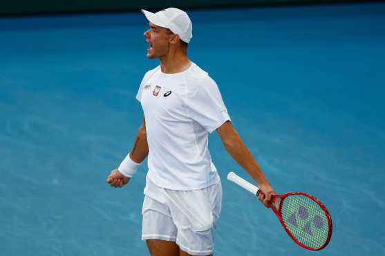Brisbane (Australia), 19/09/2026.- Kamil Majchrzak of Poland reacts during the Davis Cup match between Australia and Poland at Pat Rafter Arena in Brisbane, Australia, 19 September 2026. (Tenis, Polonia) EFE/EPA/RUSSELL FREEMAN EDITORIAL USE ONLY AUSTRALIA AND NEW ZEALAND OUT