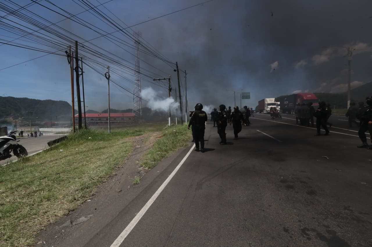 BLOQUEO ALZA AL COMBUSTIBLE'