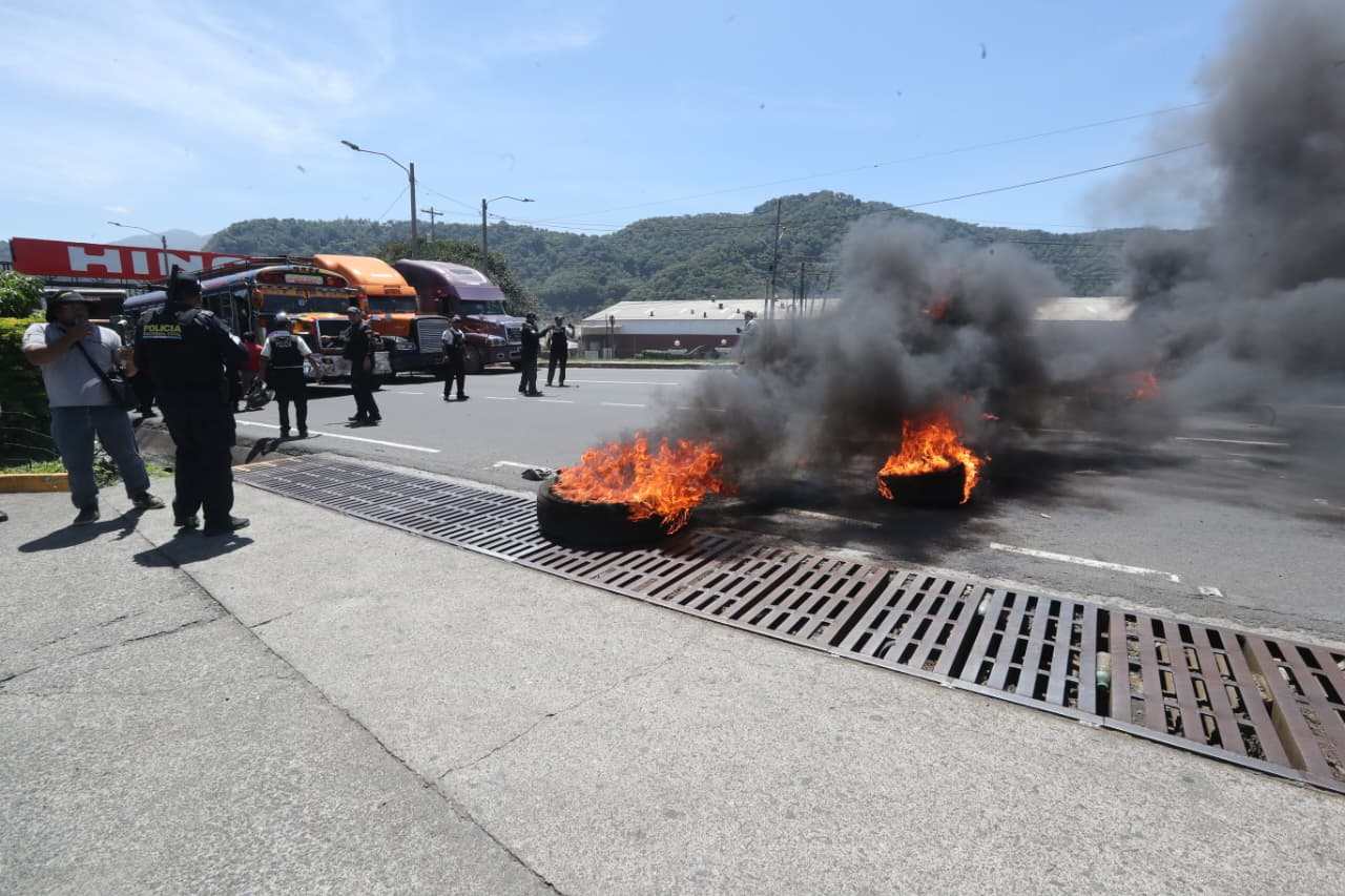 BLOQUEO ALZA AL COMBUSTIBLE'